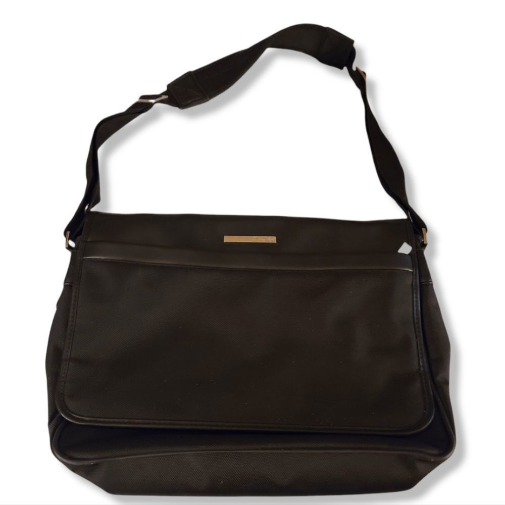 Kenneth Cole Reaction adjustable strap laptop bag